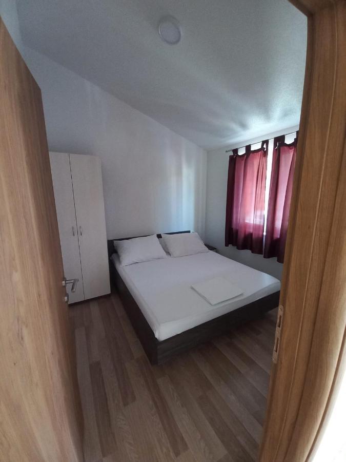 Apartmani Jopi Неум Екстер'єр фото