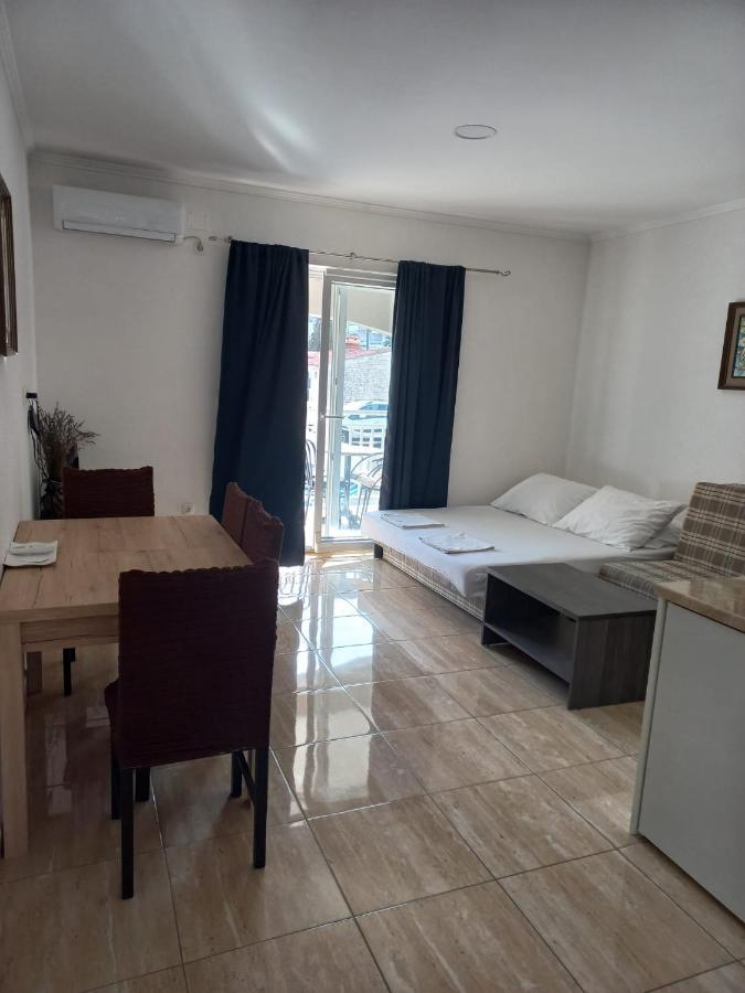 Apartmani Jopi Неум Екстер'єр фото