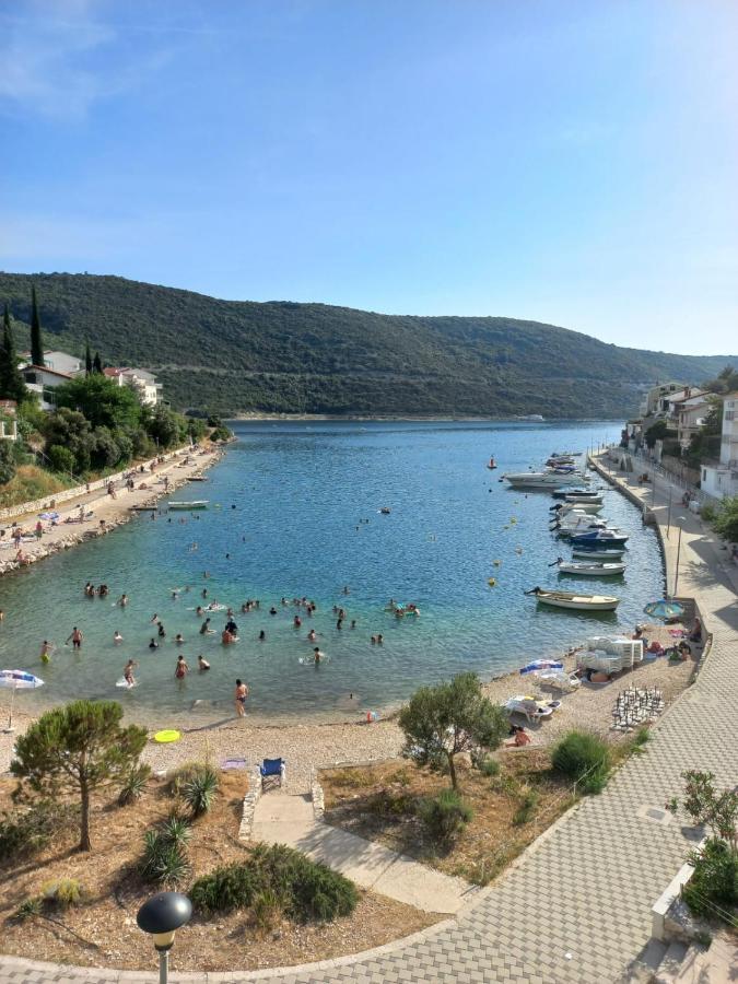 Apartmani Jopi Неум Екстер'єр фото