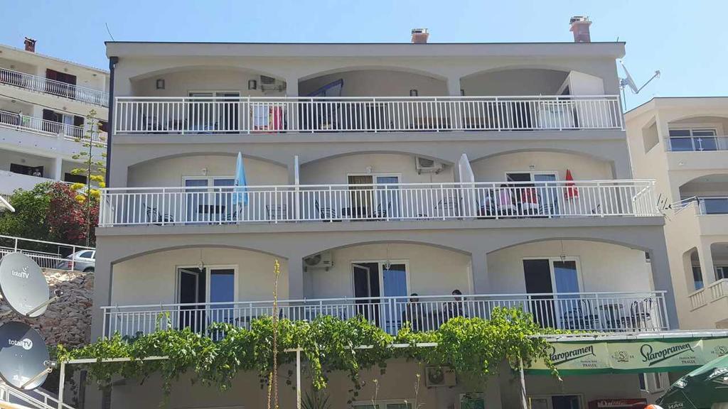 Apartmani Jopi Неум Екстер'єр фото